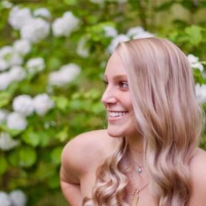 Meet your Posher, Kira